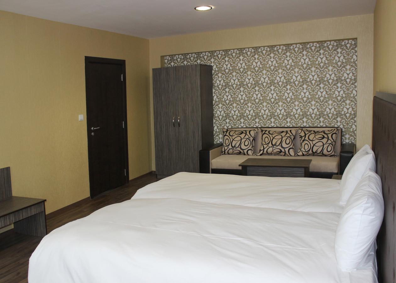 Family Hotel Silistra Zimmer foto